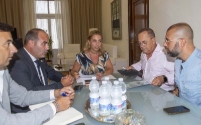 El presidente de Ripape y gerente de OPP72 se reúne con la presidenta de Diputación de Cádiz para poner en conocimiento los proyectos de cooperación que están trabajando desde Cádiz
